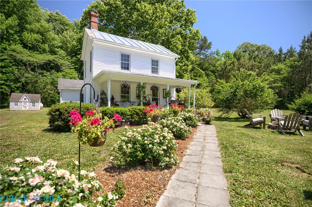 160 Holly Point Road Mathews, VA 23109 - Photo 2 of 41