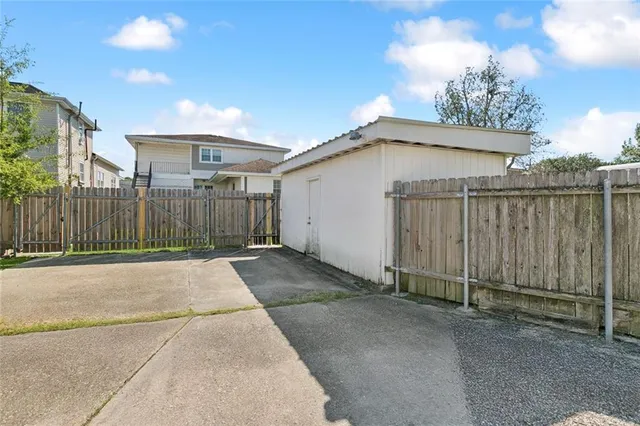 $2,100 | 7054 Orleans Avenue, New Orleans, LA 70124