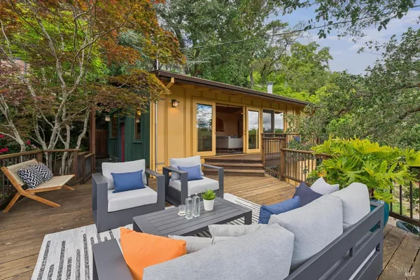 $1,249,000 | 48 Foothill Road, San Anselmo, CA 94960