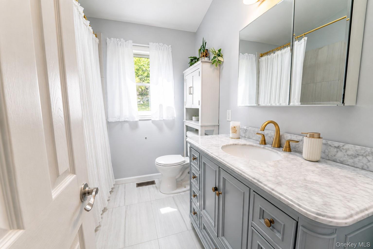 31 Pleasant Road Lake Peekskill, NY 10537 - Photo 23 of 41 Updated and gorgeous primary bathroom.