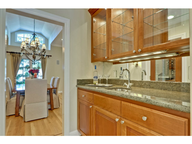 10225 Carmen Road Cupertino, CA 95014 - Photo 10 of 25 Gallery Image 10