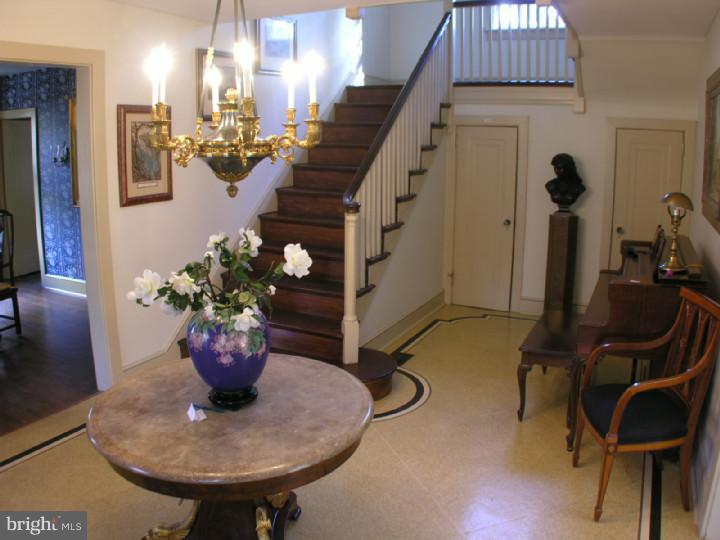 407 Chews Landing Road Haddonfield, NJ 08033 - Photo 3 of 23