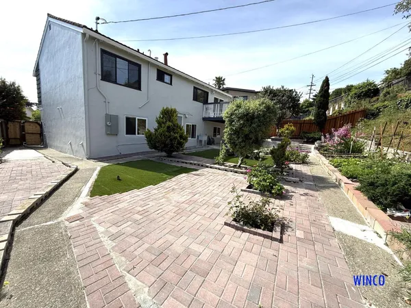 $3,350 | 372 Avalon Drive, South San Francisco, CA 94080