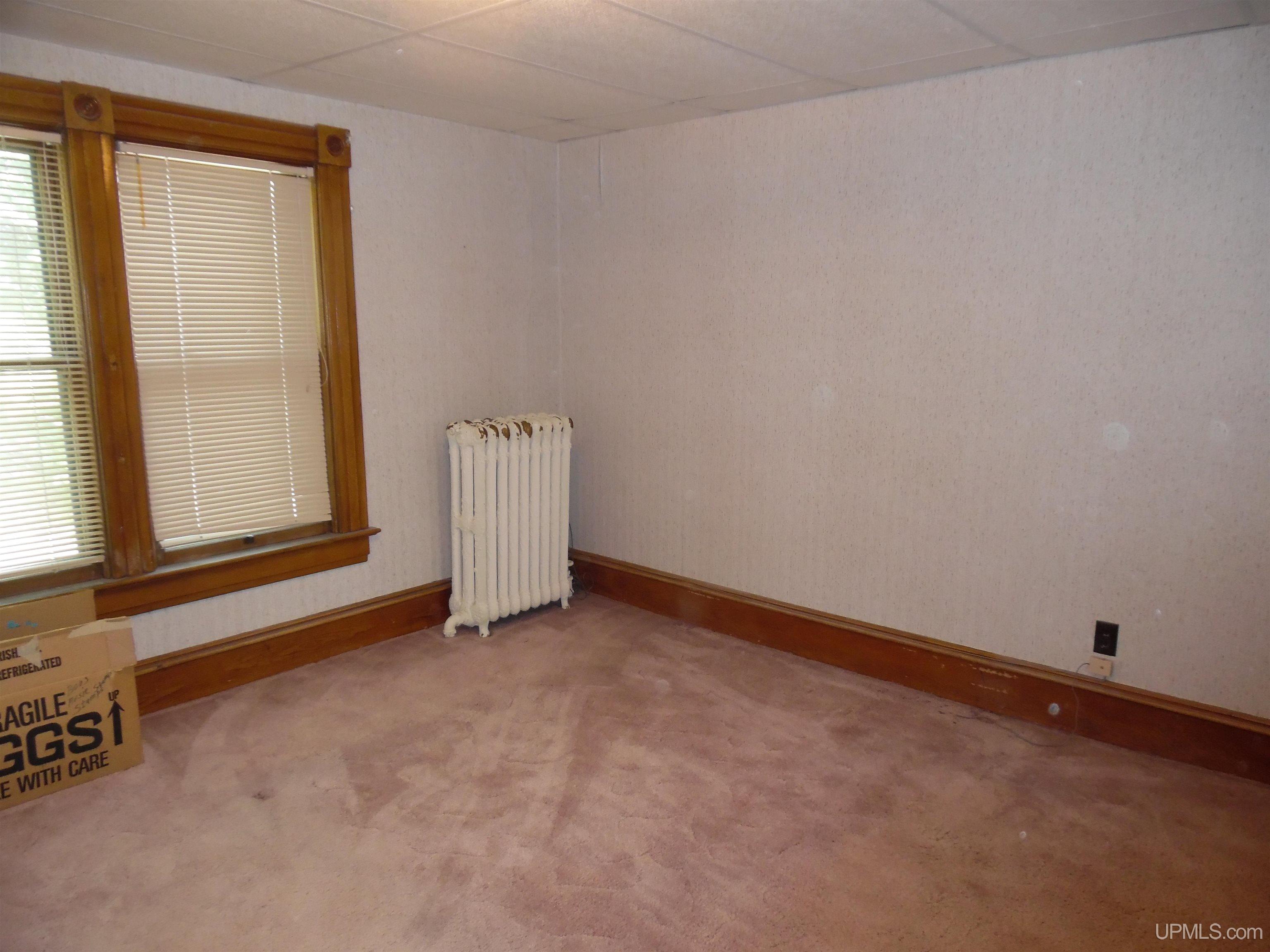141 Pewabic Street Laurium, MI 49913 - Photo 20 of 36