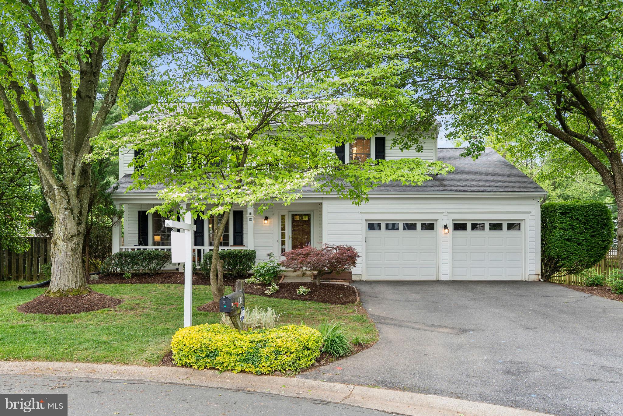 front view of house with a yard