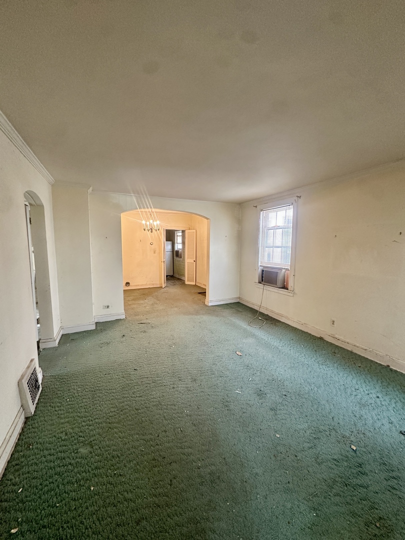 2508 Isabella Street Evanston, IL 60201 - Photo 3 of 12