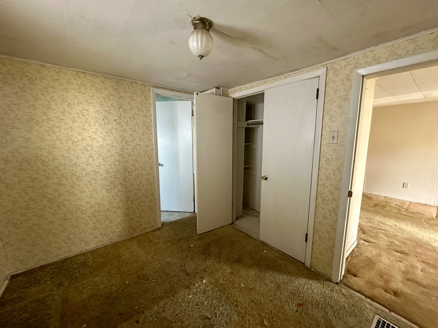 2508 Isabella Street Evanston, IL 60201 - Photo 10 of 12