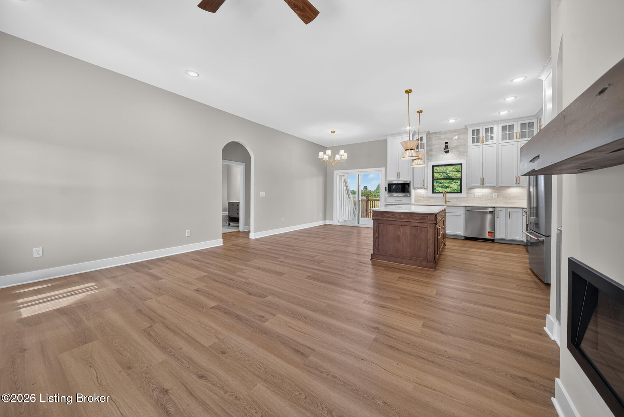 2492 Roundtop Road Elizabethtown, KY 42701 - Photo 7 of 60 DSC04238
