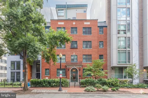 $399,900 | 1212 M Street Northwest, Unit 401, Washington, DC 20005