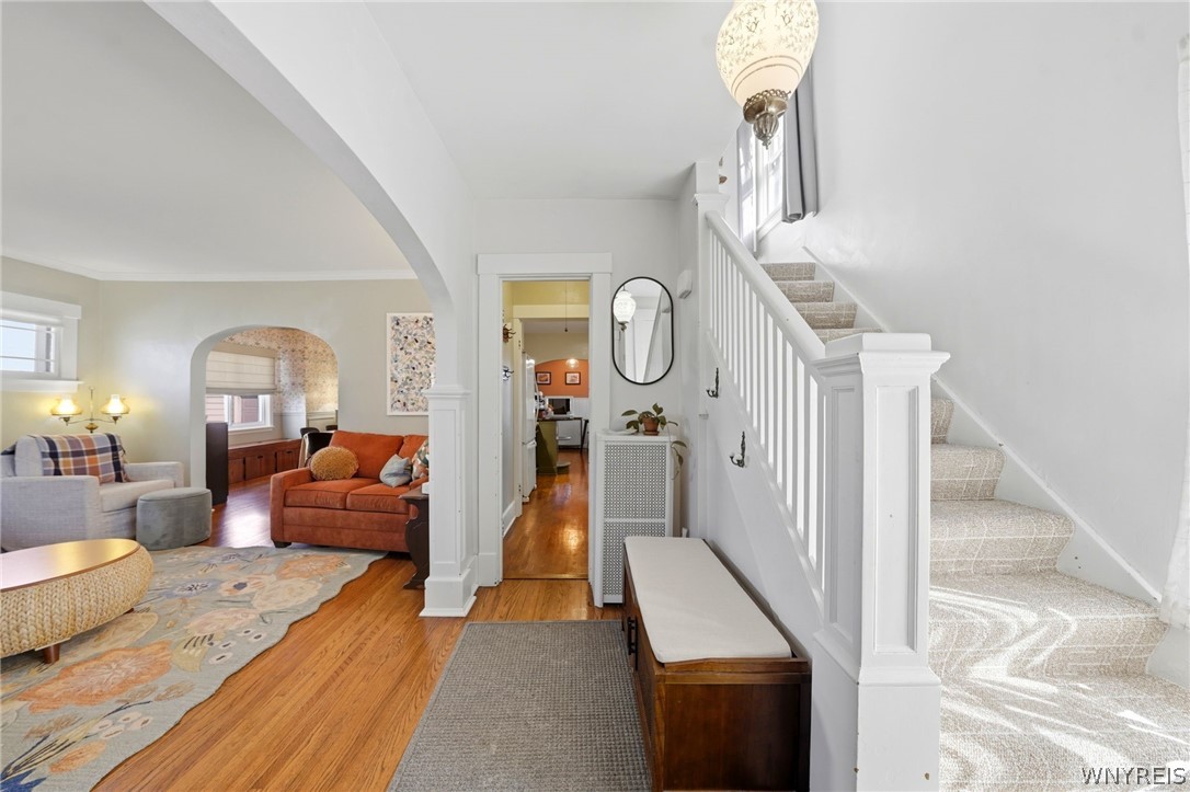 44 Kenton Road Tonawanda, NY 14217 - Photo 4 of 41 Entry Foyer
