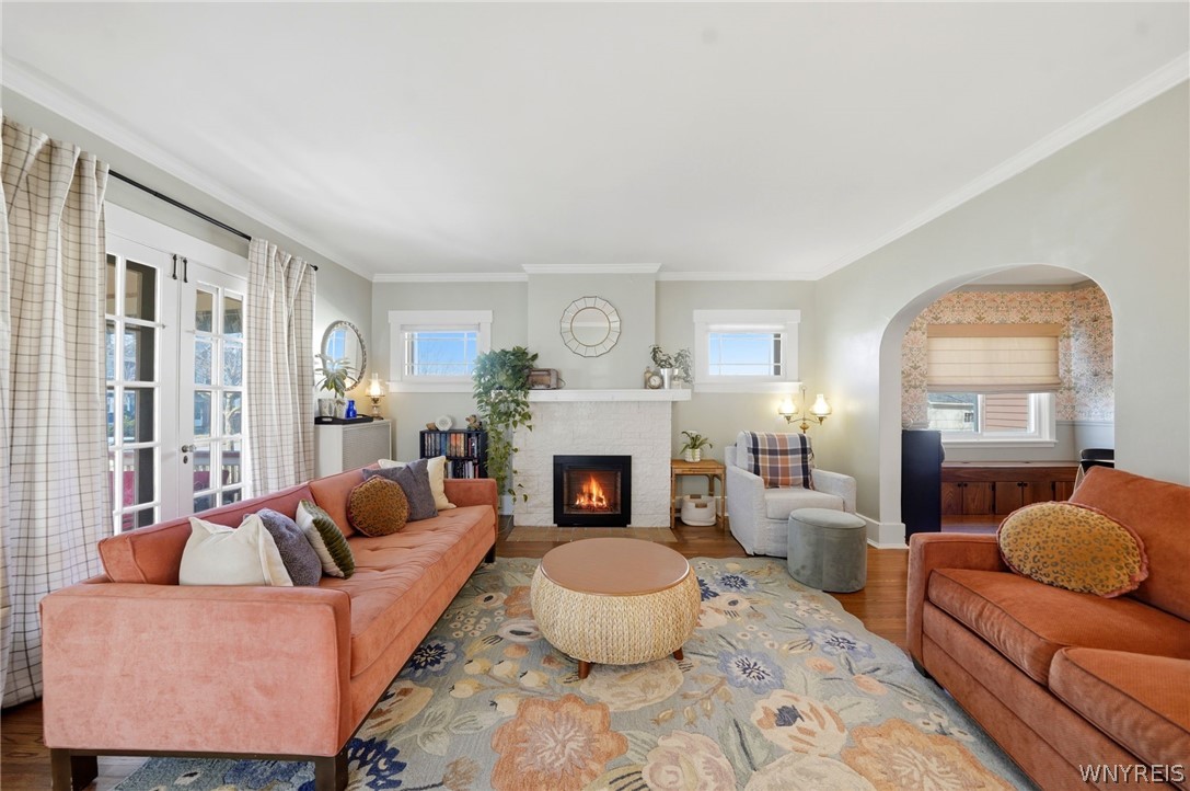 44 Kenton Road Tonawanda, NY 14217 - Photo 6 of 41 Living Room