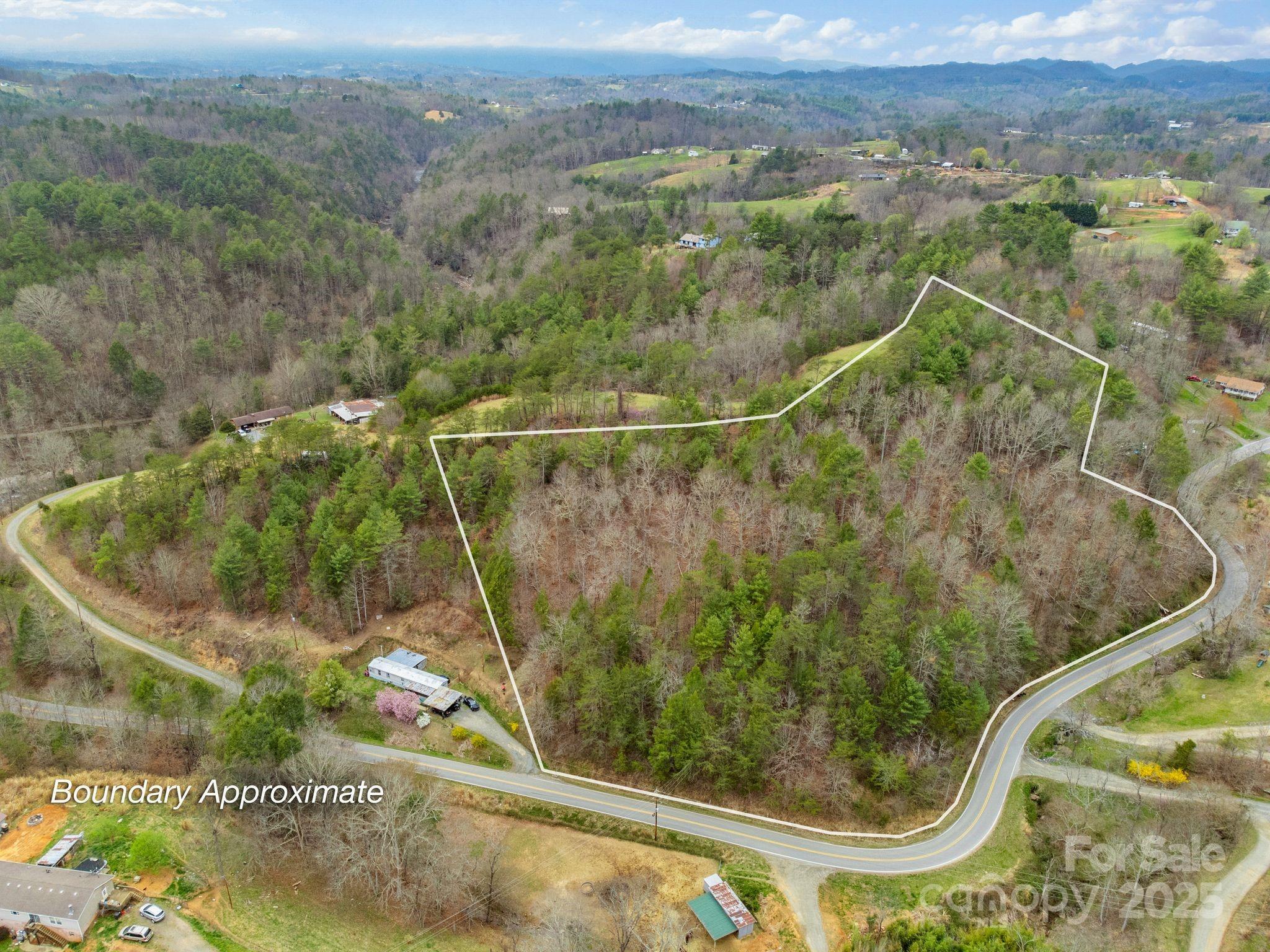 ### Gabriel's Crk Road Mars Hill, NC 28754 - Photo 2 of 5 an aerial view of a houses with a yard