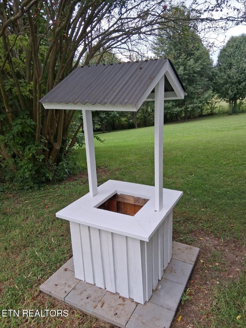 701 Watson Road Loudon, TN 37774 - Photo 36 of 44 Cistern