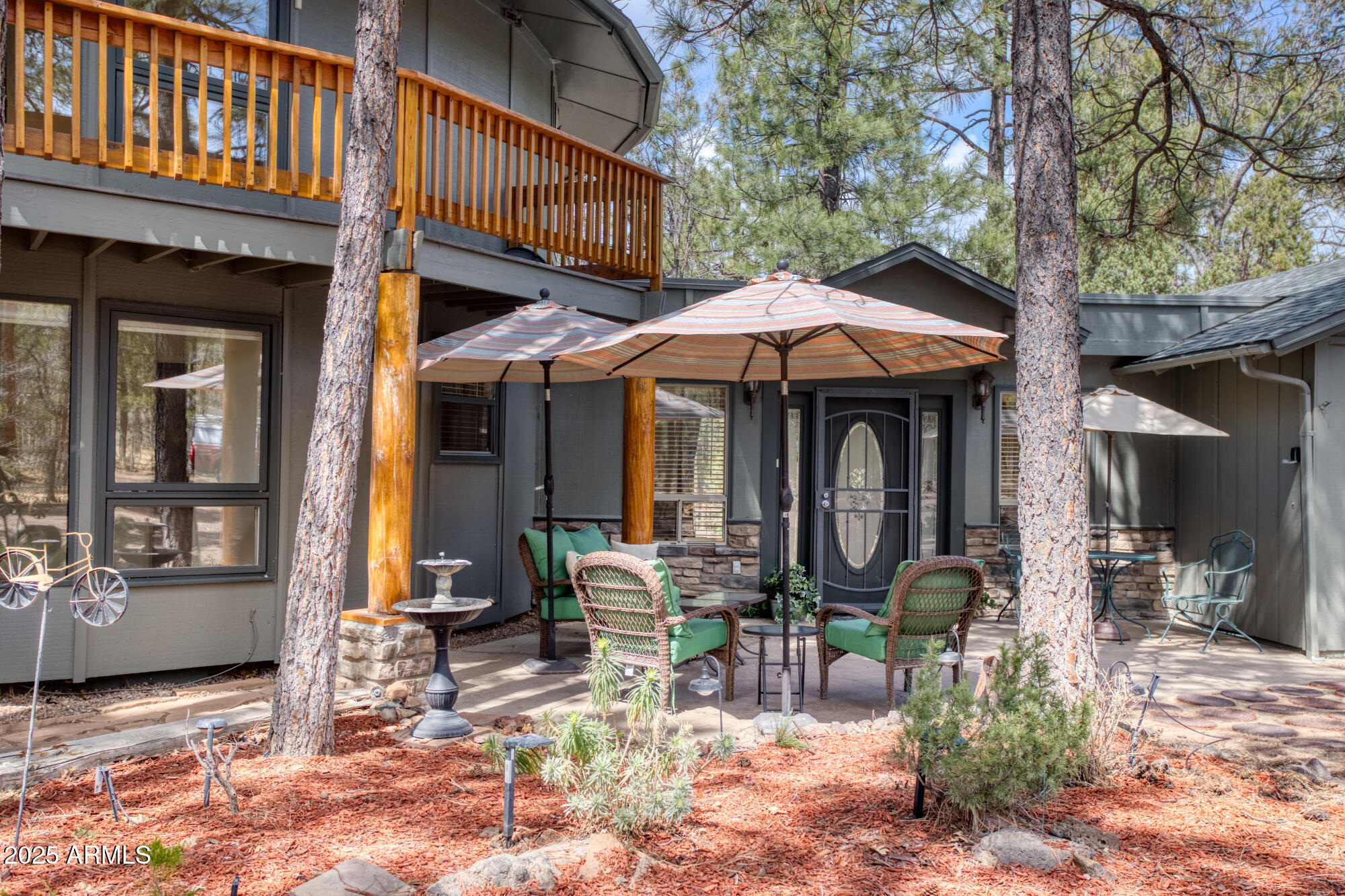 902 Rim Road Lakeside, AZ 85929 - Photo 14 of 55 Lovely front patio