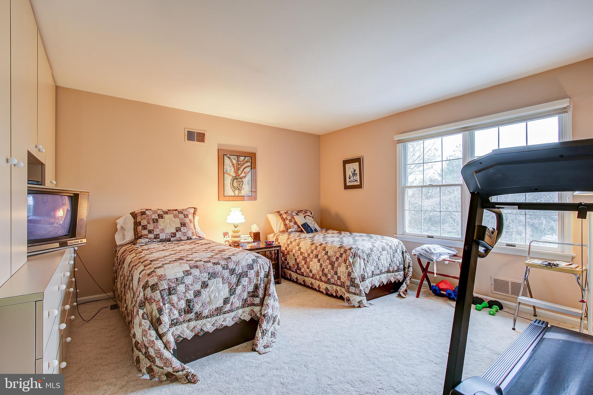 9605 Persimmon Tree Road Potomac, MD 20854 - Photo 21 of 32 Bedroom # 3