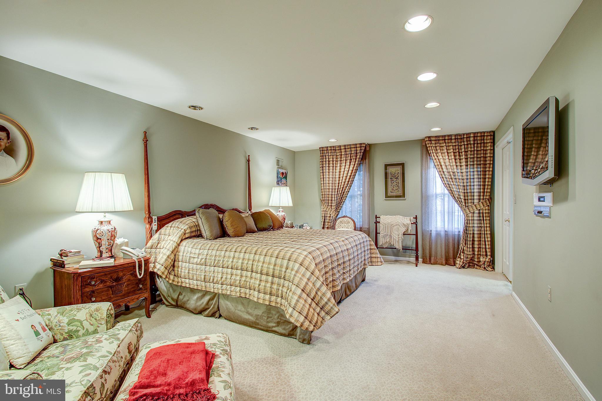 9605 Persimmon Tree Road Potomac, MD 20854 - Photo 22 of 32 Master Bedroom