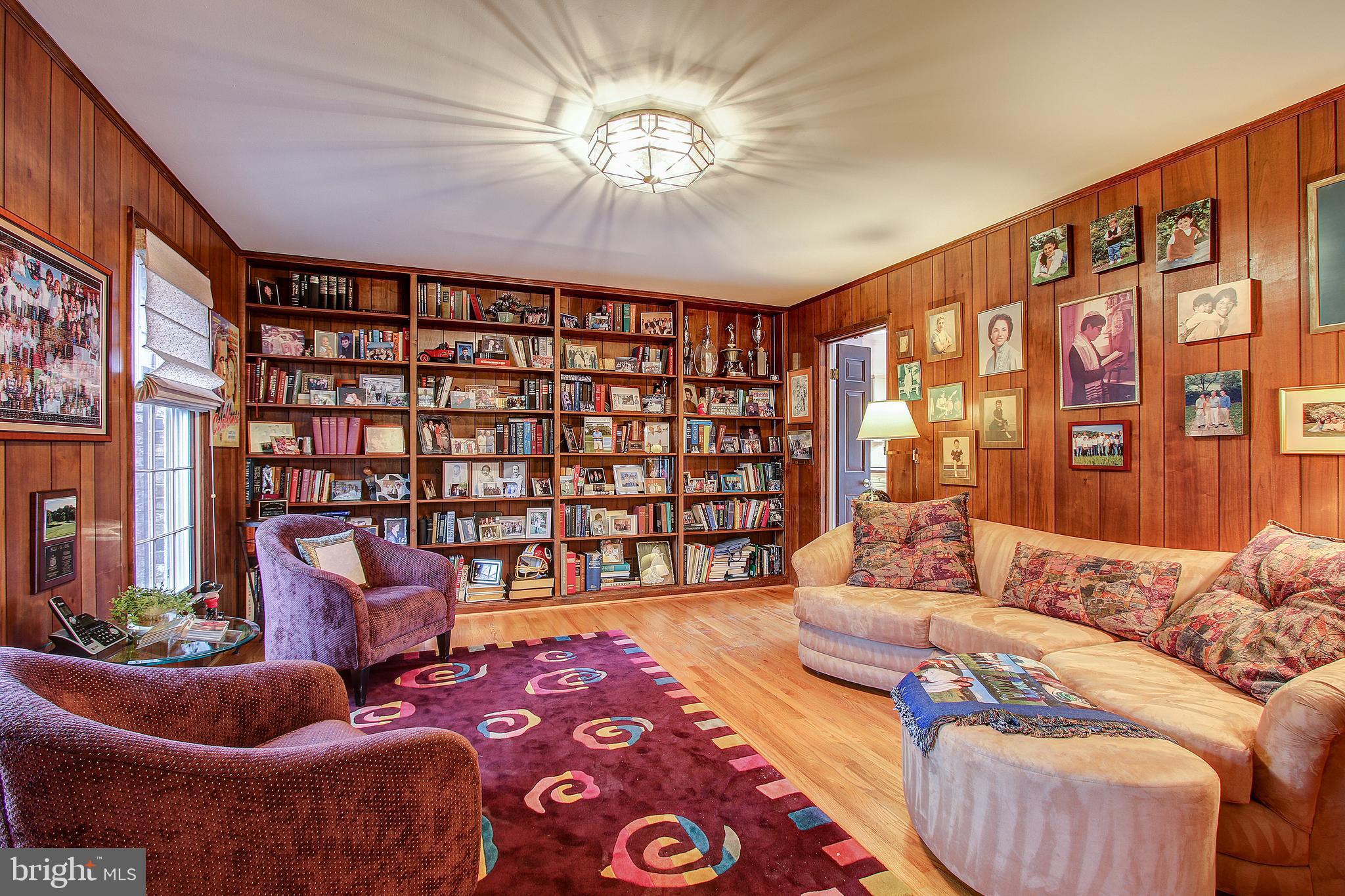 9605 Persimmon Tree Road Potomac, MD 20854 - Photo 7 of 32 Gallery Image 7
