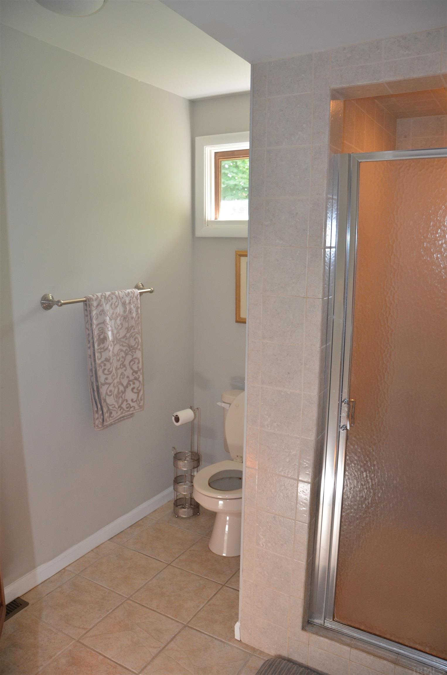 1819 Inwood Road South Bend, IN 46614 - Photo 26 of 36 Gallery Image 26