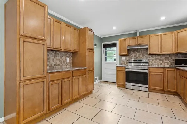 $2,000 | 2985 Dodson Drive, East Point, GA 30344