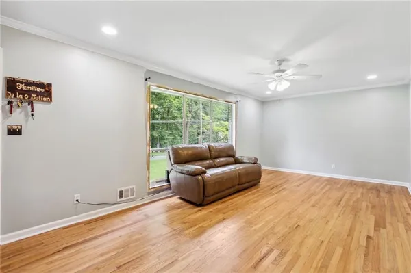 $2,000 | 2985 Dodson Drive, East Point, GA 30344