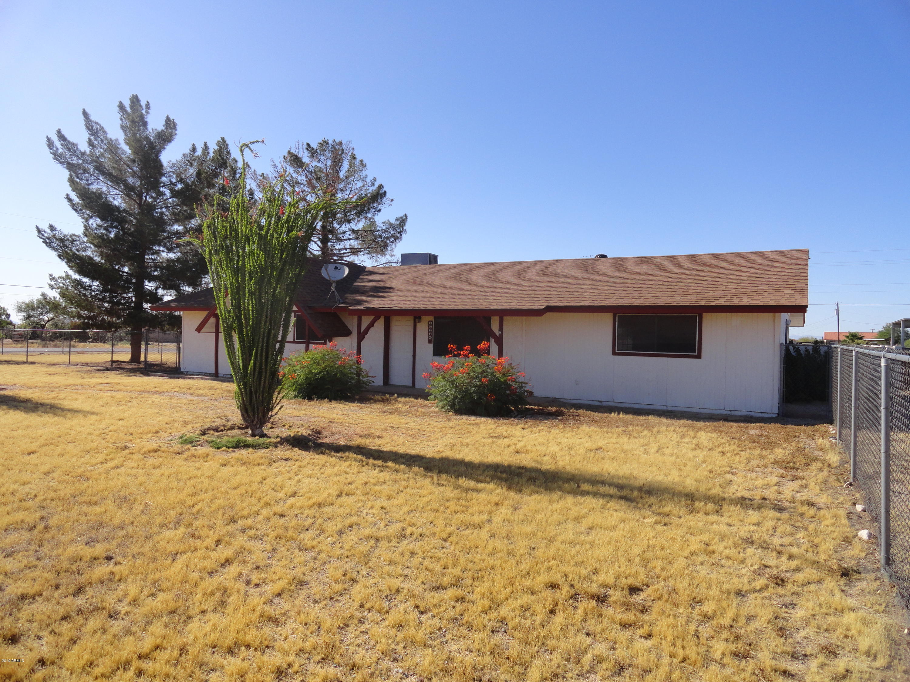 20234 West Ray Road Buckeye, AZ 85326 - Photo 3 of 25 DSC01676