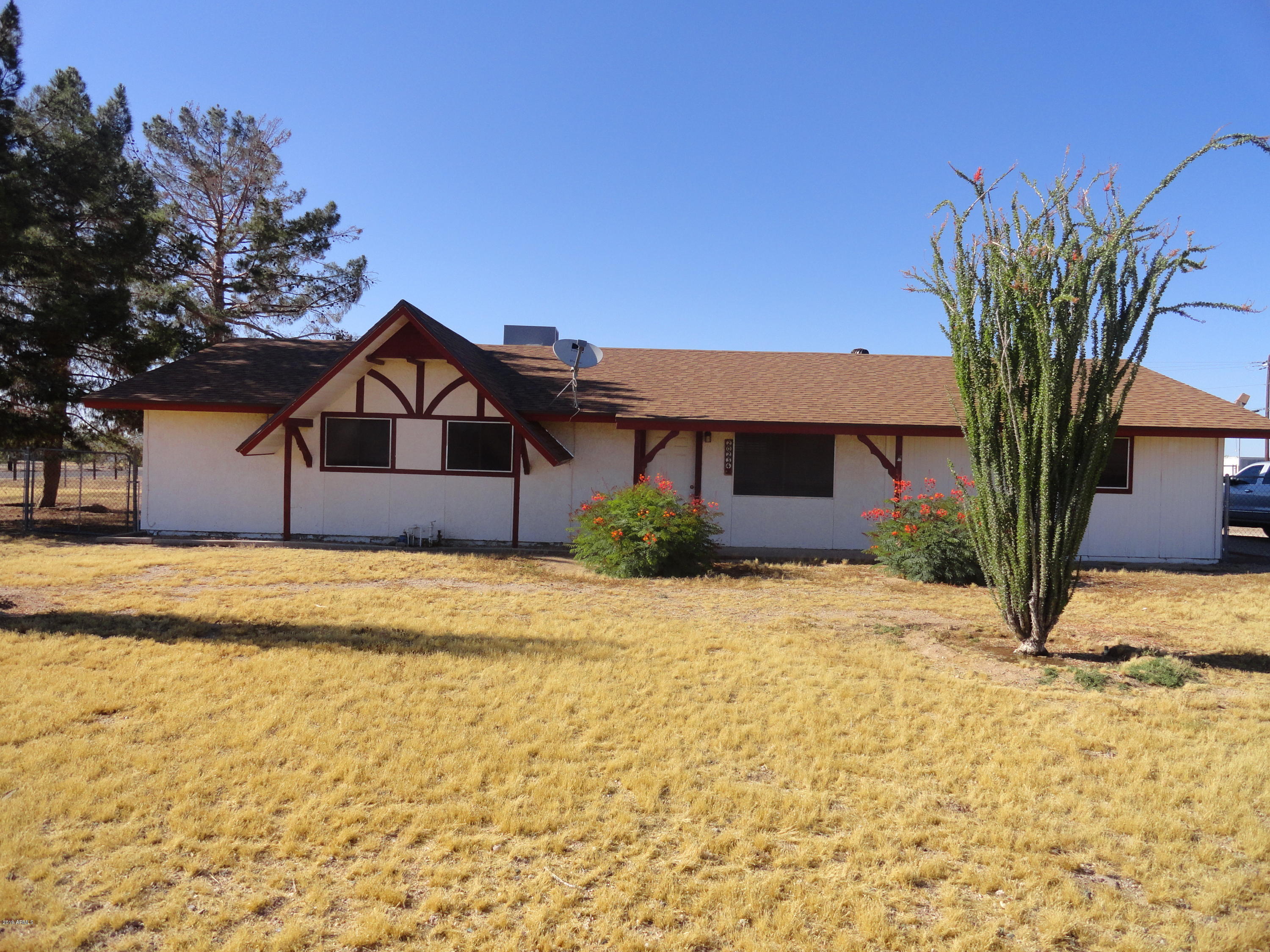 20234 West Ray Road Buckeye, AZ 85326 - Photo 4 of 25 DSC01675