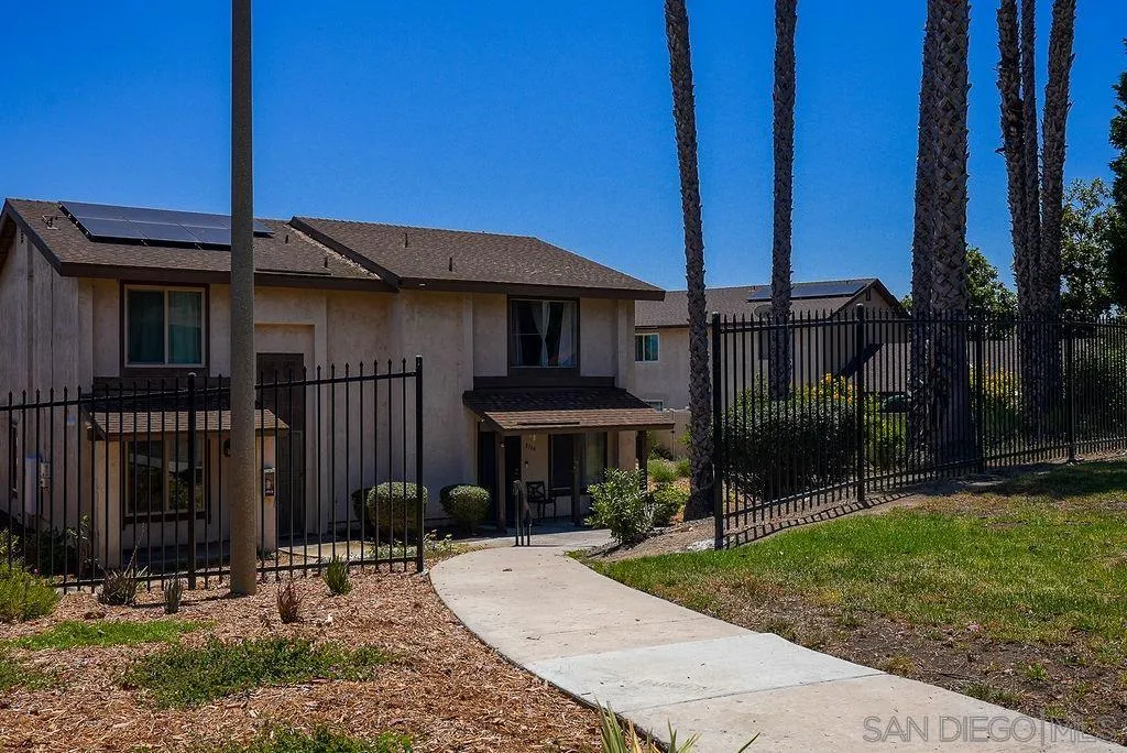 8166 Paradise Valley Court Spring Valley, CA 91977 - Photo 12 of 64
