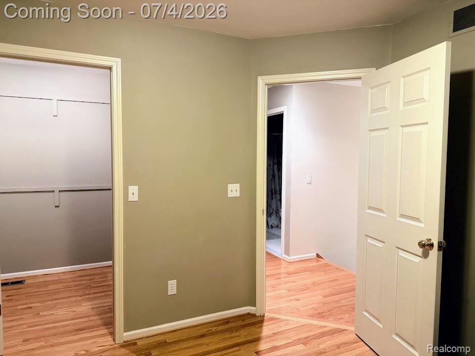 10928 Sunny Ridge Court Pinckney, MI 48169 - Photo 31 of 40 IMG_2528.jpg