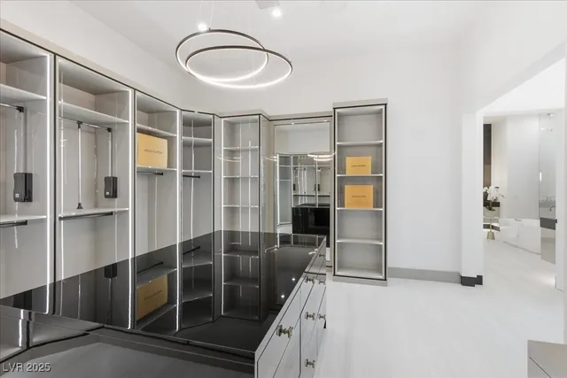 $9,095,000 | 38 Skybird Court, Las Vegas, NV 89135