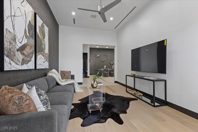 $9,095,000 | 38 Skybird Court, Las Vegas, NV 89135