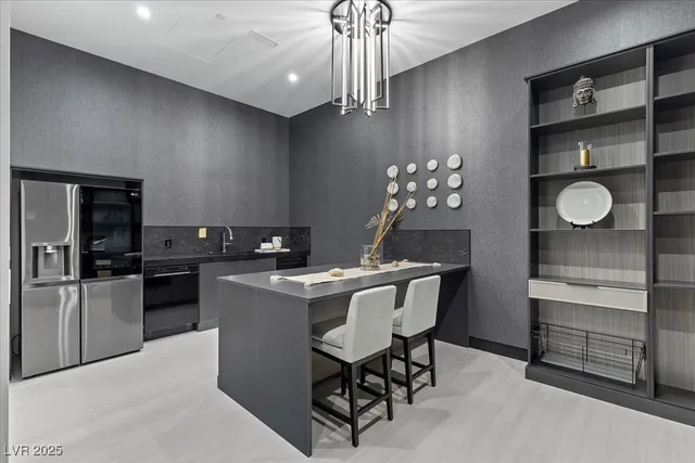 $9,595,000 | 38 Skybird Court, Las Vegas, NV 89135