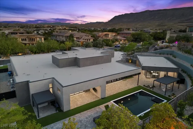 $9,095,000 | 38 Skybird Court, Las Vegas, NV 89135