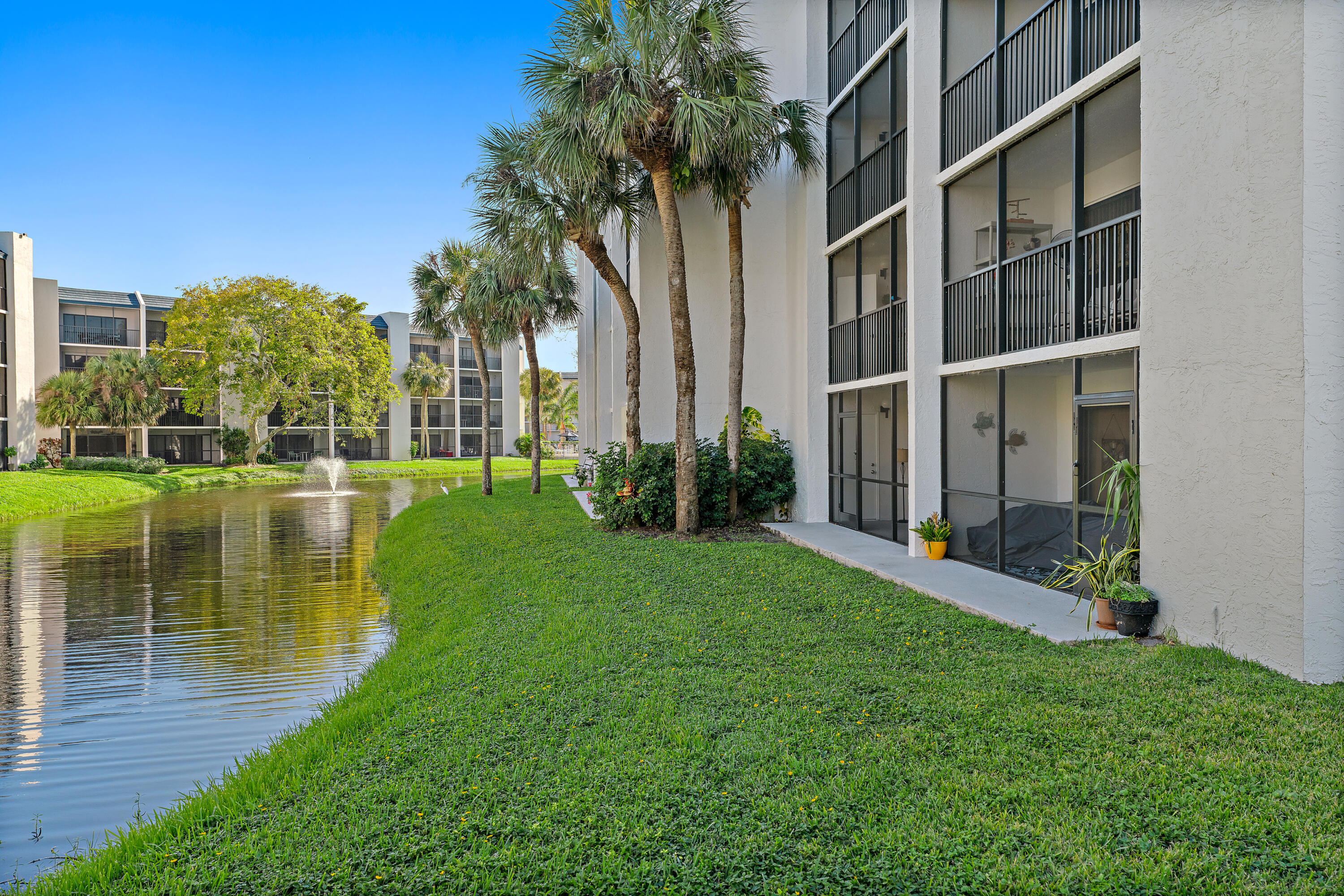 1605 Highway 1, Unit D101 Jupiter, FL 33477 - Photo 31 of 36 044-1605SUS1-D101-Jupiter-FL-FULL