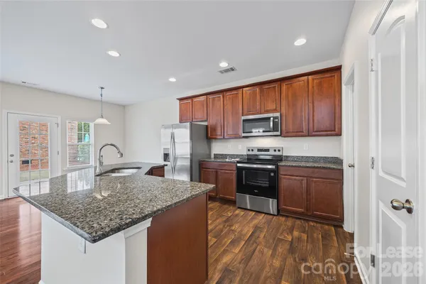 $2,000 | 7333 Adare Mews Road, Charlotte, NC 28217