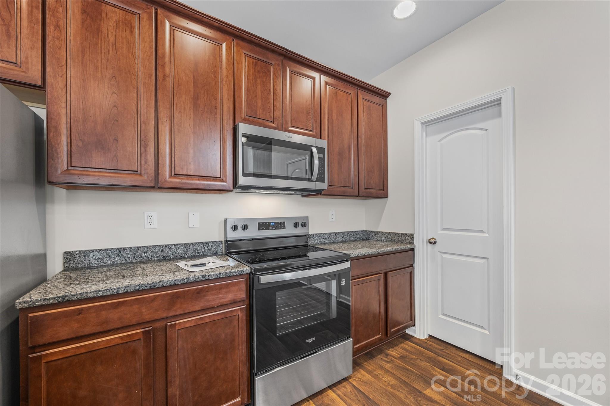 7333 Adare Mews Road Charlotte, NC 28217 - Photo 10 of 32