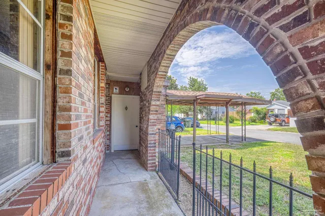 a view of a storage & utility room
