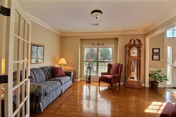 $3,950 | 2345 Linkenholt Drive, Collierville, TN 38017