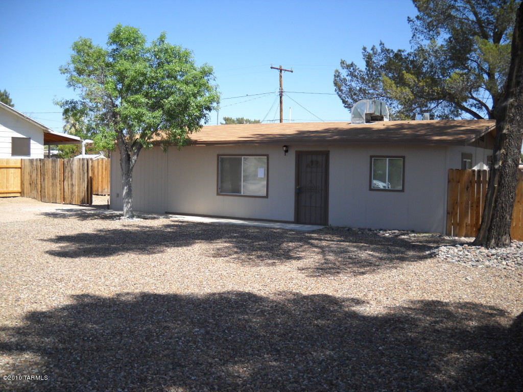 2722 West Bird Road Tucson, AZ 85746 - Photo 1 of 8 Gallery Image 1