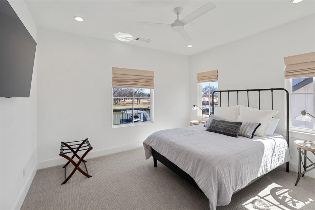 2545 Homestead Court Tool, TX 75143 - Photo 24 of 39 a bedroom with a bed and a table