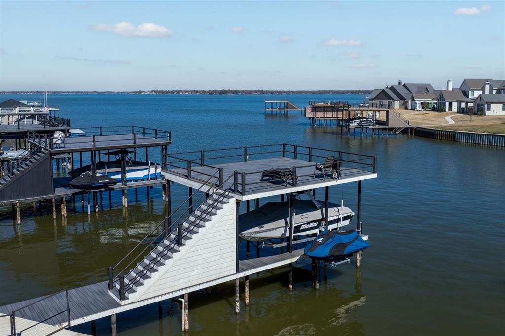 2545 Homestead Court Tool, TX 75143 - Photo 35 of 39 a view of boat floating on water