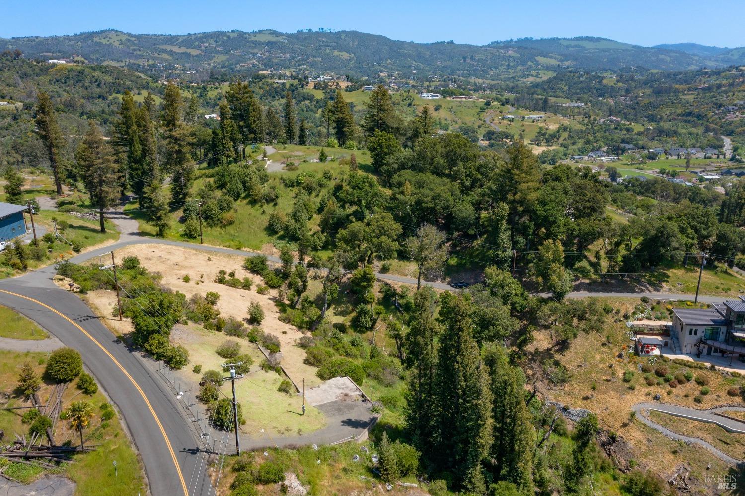 1058 Wikiup Drive Santa Rosa, CA 95403 - Photo 11 of 25 a view of a city with a lake