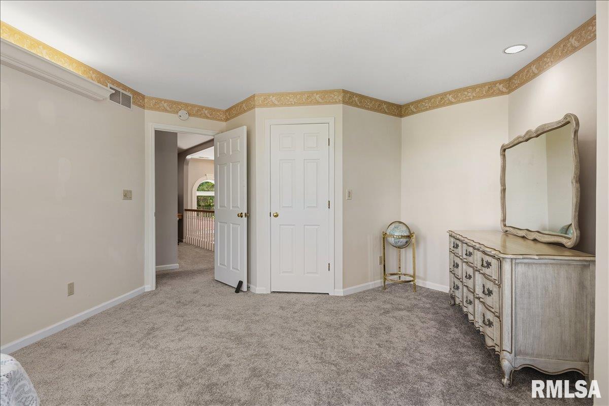 3016 West Lawrence Avenue Springfield, IL 62711 - Photo 38 of 62