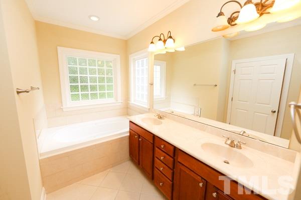 8118 Dreamy Way Raleigh, NC 27613 - Photo 12 of 18