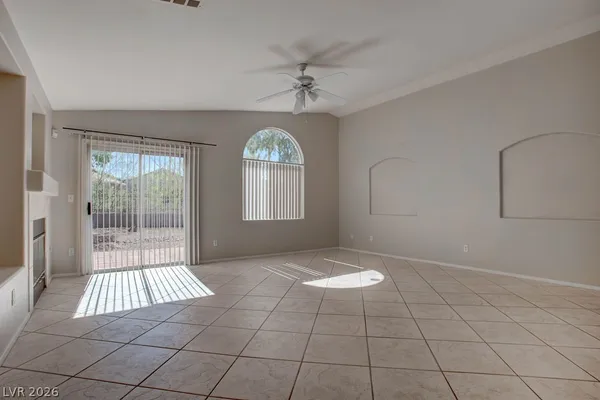 $2,150 | 1460 Dragon Rock Drive, Henderson, NV 89052