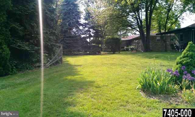 2282 Sycamore Road York, PA 17408 - Photo 4 of 11