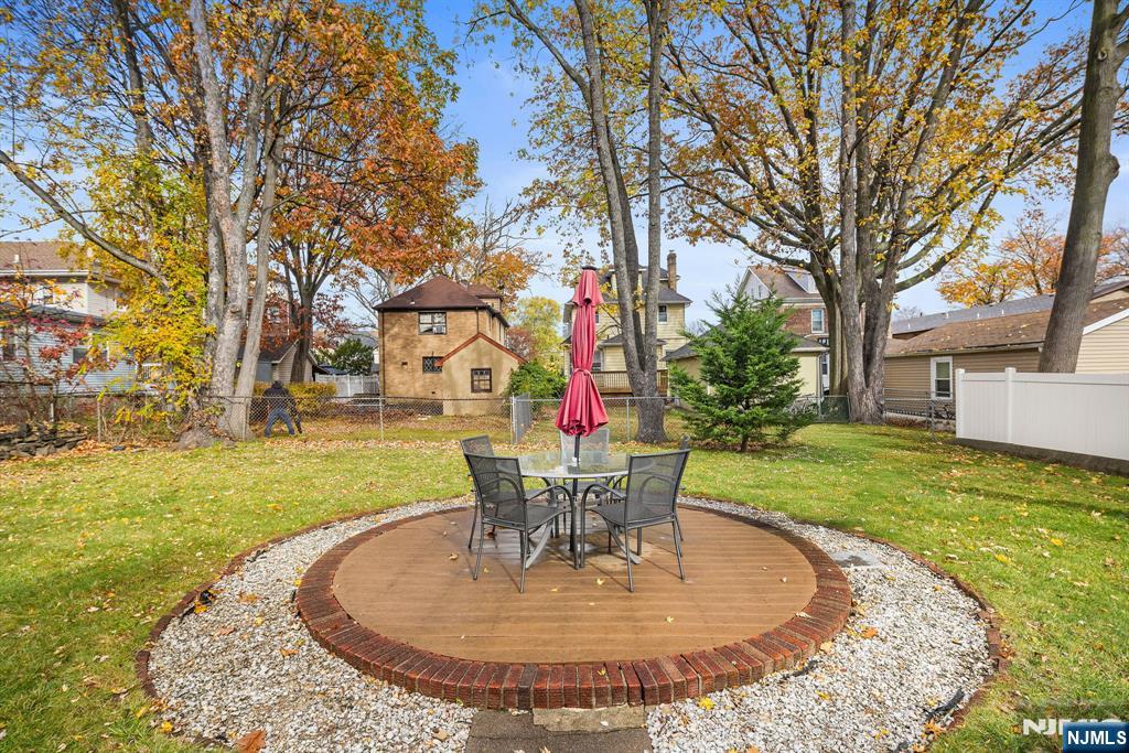 97 Riverview Avenue, Unit 2 Cliffside Park, NJ 07010 - Photo 15 of 18