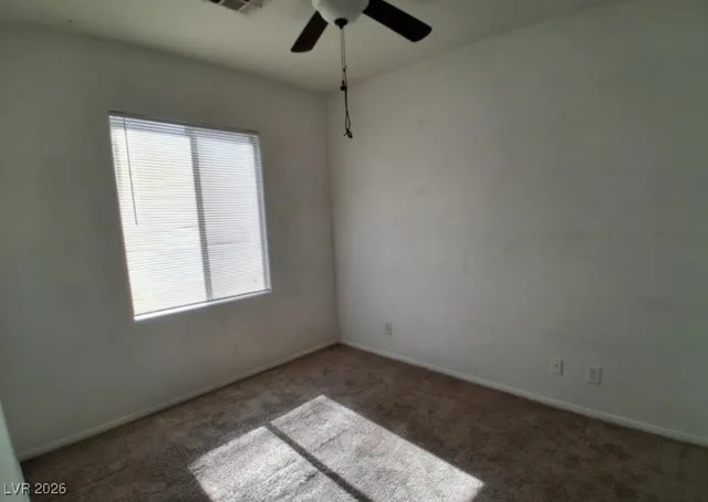 $1,600 | 1215 Oak Village Avenue, Las Vegas, NV 89183