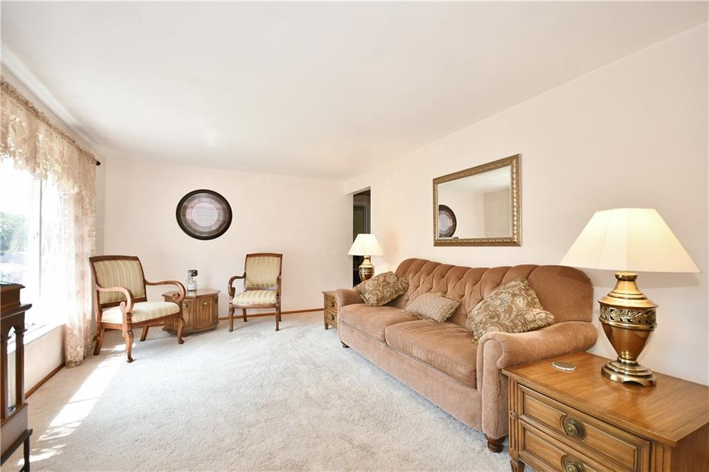 461 Spring Valley Road West Mifflin, PA 15122 - Photo 8 of 25 Gallery Image 8