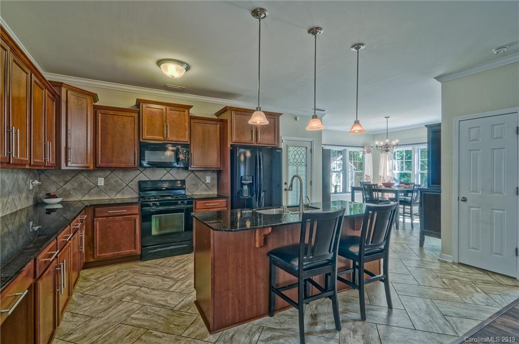 9408 Fernspray Road Charlotte, NC 28215 - Photo 22 of 34 Gallery Image 22