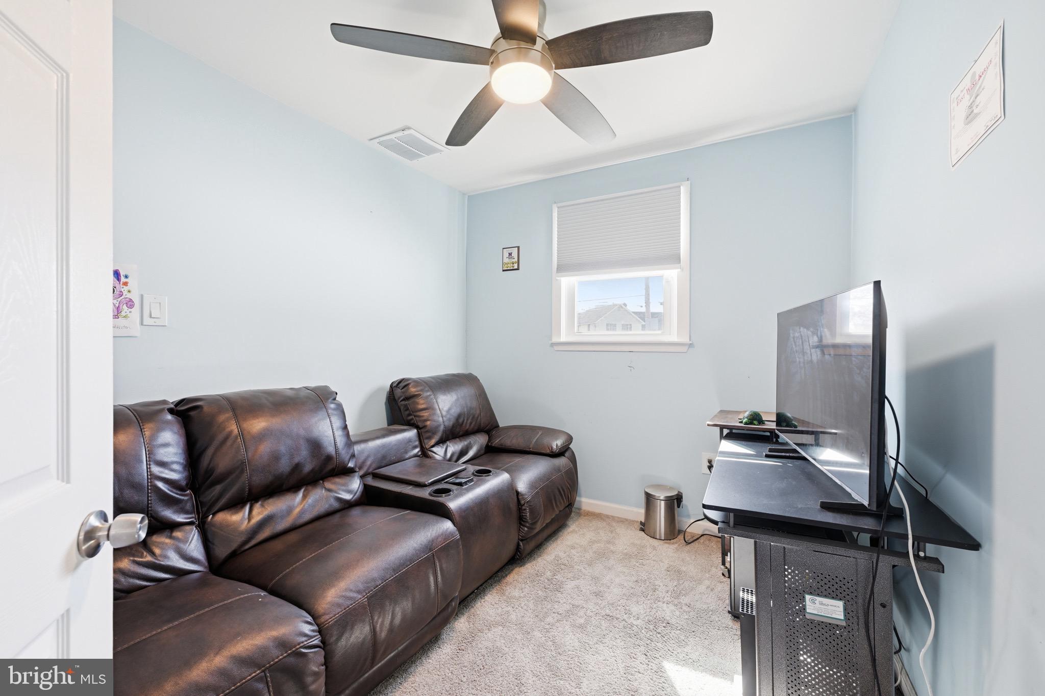 1087 Roberts Road Warminster, PA 18974 - Photo 21 of 36 Bonus room or potential 5th bedroom.
